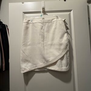 Donna Ricco Asymmetrical Cream Skirt